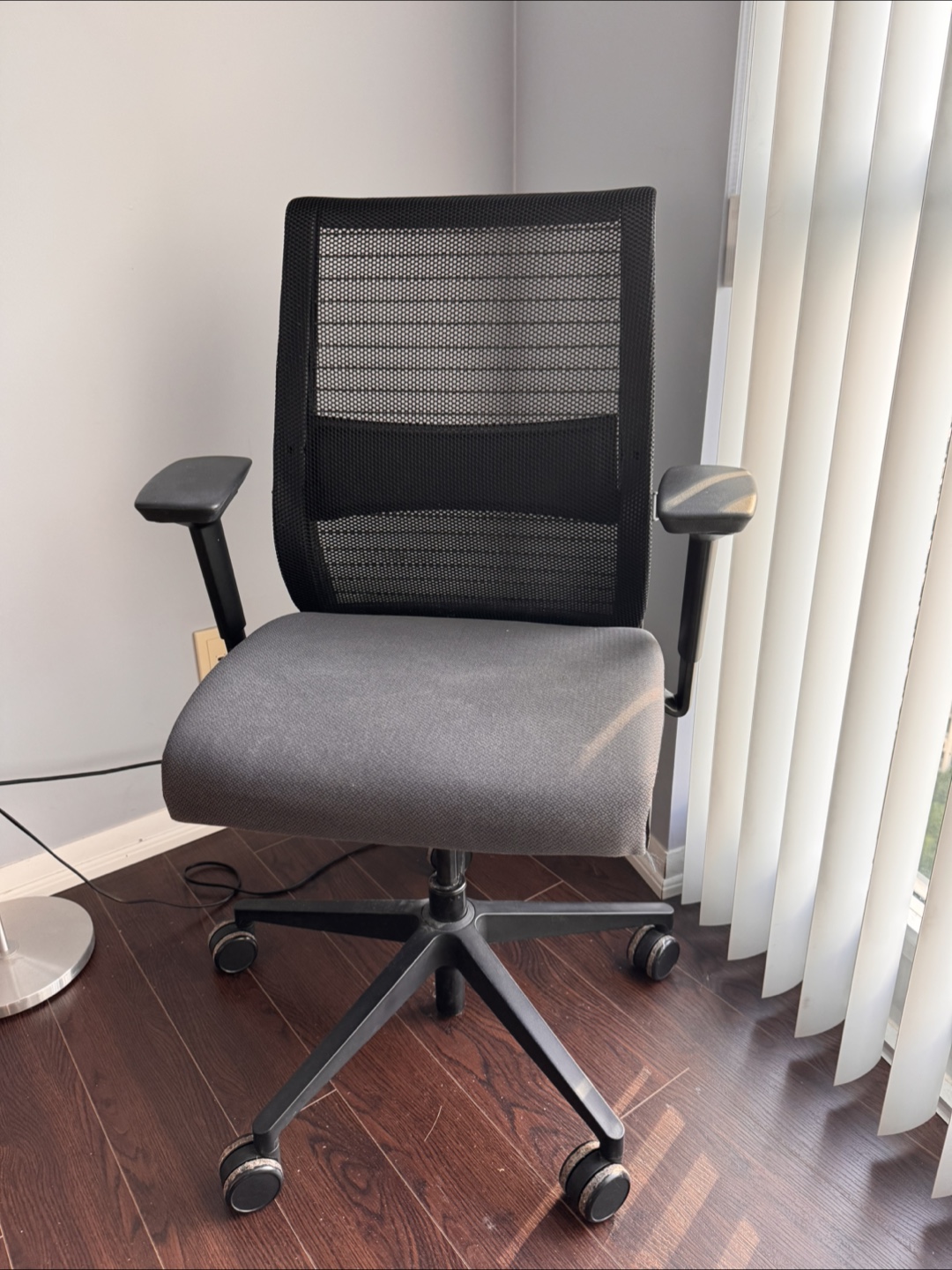 Steelcase Think - Ergonomic Office Chair