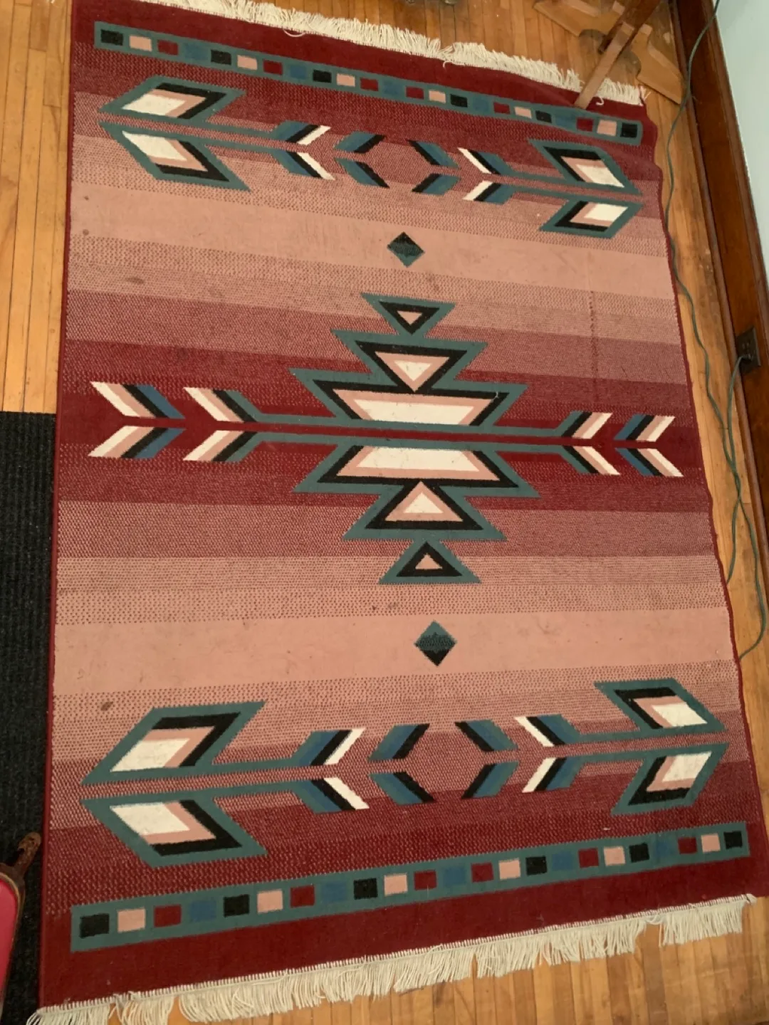Patterned Area Rug image indicator(2)