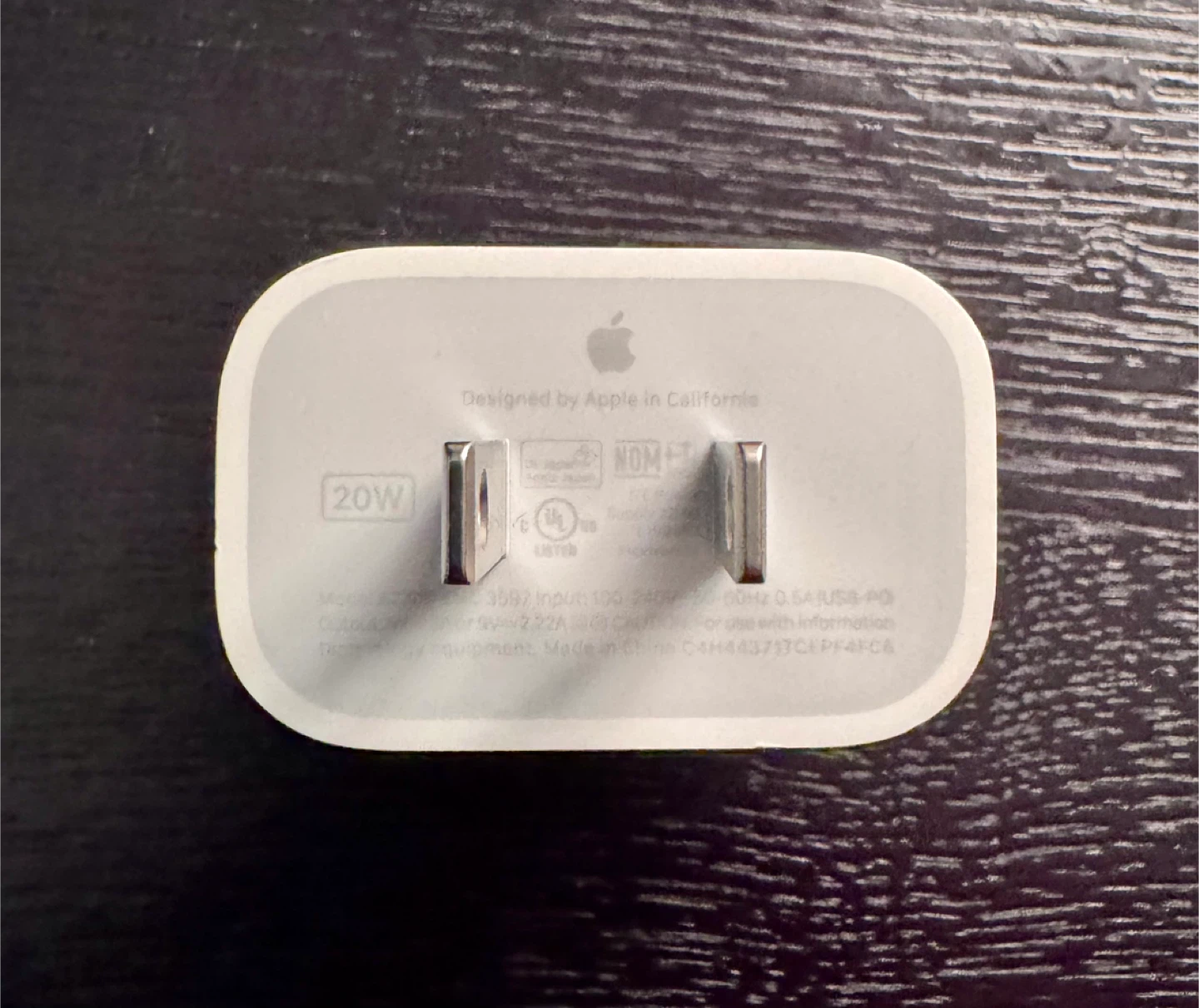 Genuine Apple 20W USB-C Adapter - photo 2