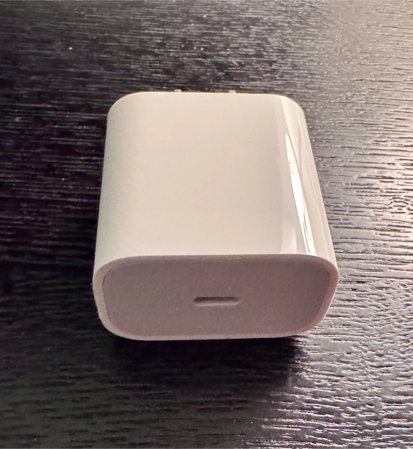 Genuine Apple 20W USB-C Adapter - photo 3