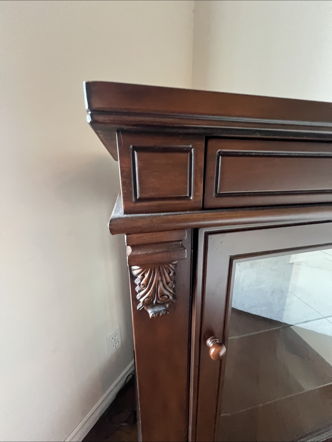 Dark Wood Display Cabinet - photo 3