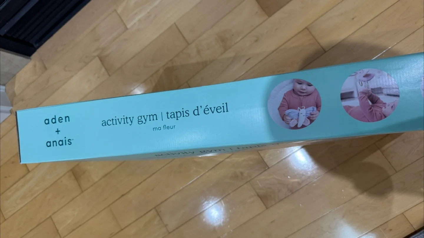 Brand new Aden + Anais Activity Gym image indicator(3)
