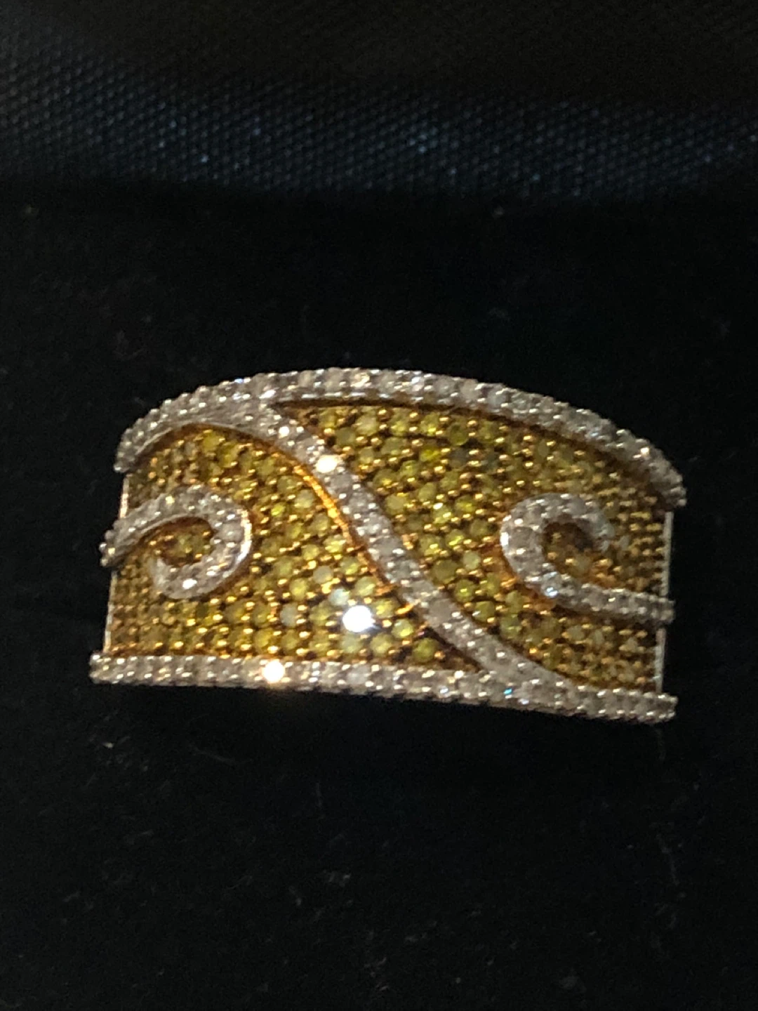 925 sterling true Yellow & white diamondsRing
