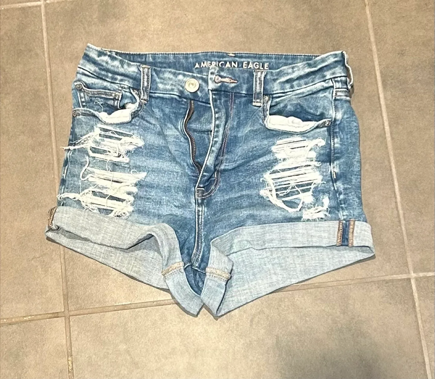 American Eagle Denim Shorts - Size 6 thumbnail