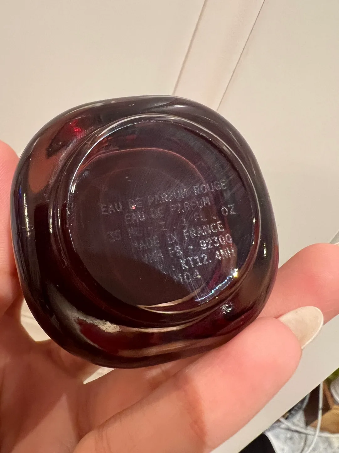 L'Interdit Eau de Parfum Rouge Givenchy 35ml image indicator(4)