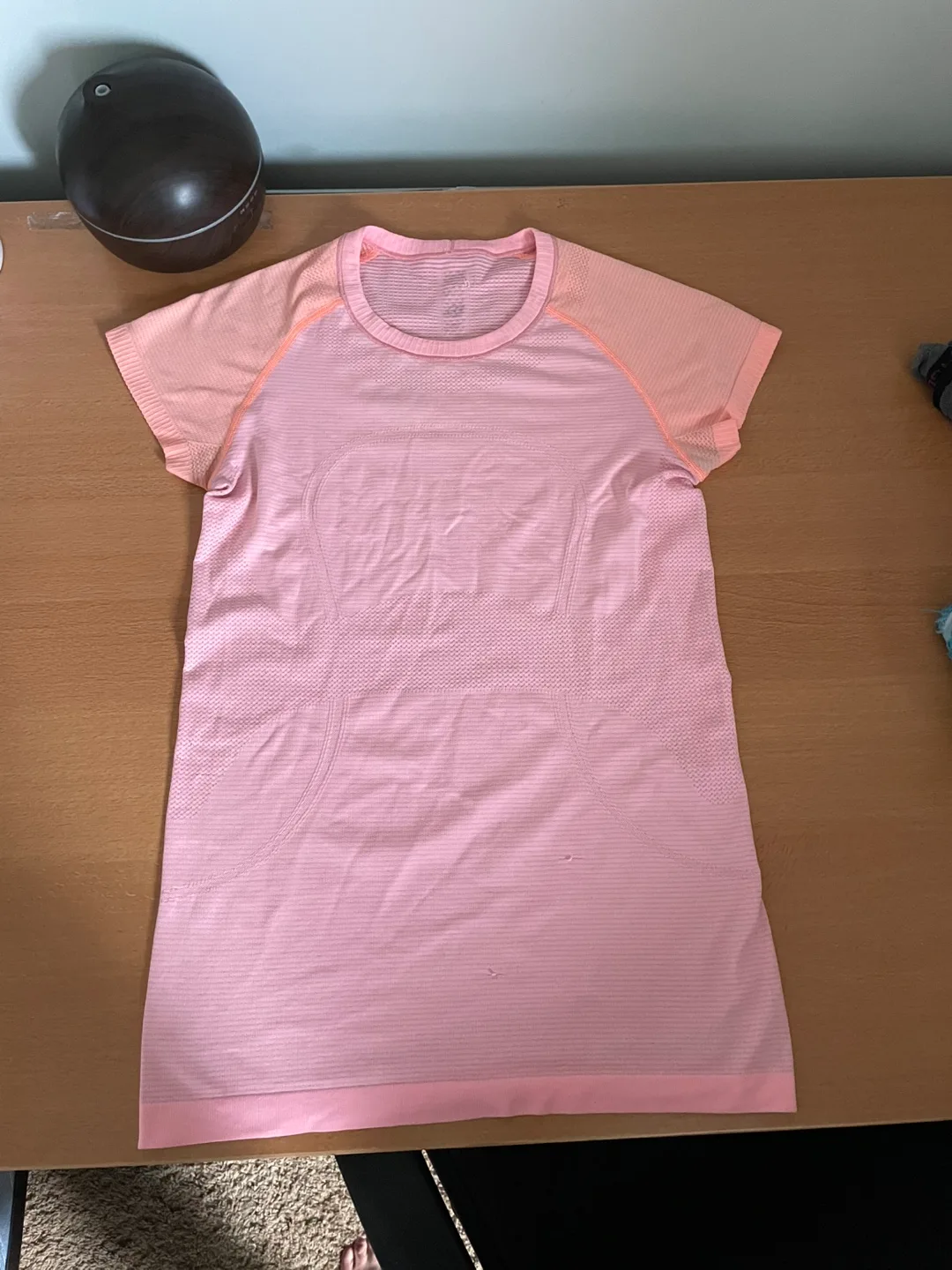 Lululemon Athletica Swiftly Tech Short Sleeve Shirt thumbnail