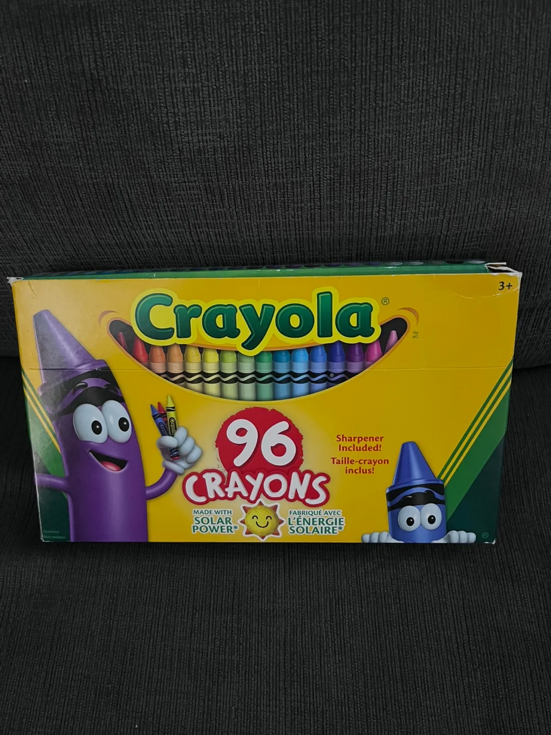 School Supplies Crayola 96 Crayons - Box Included! thumbnail