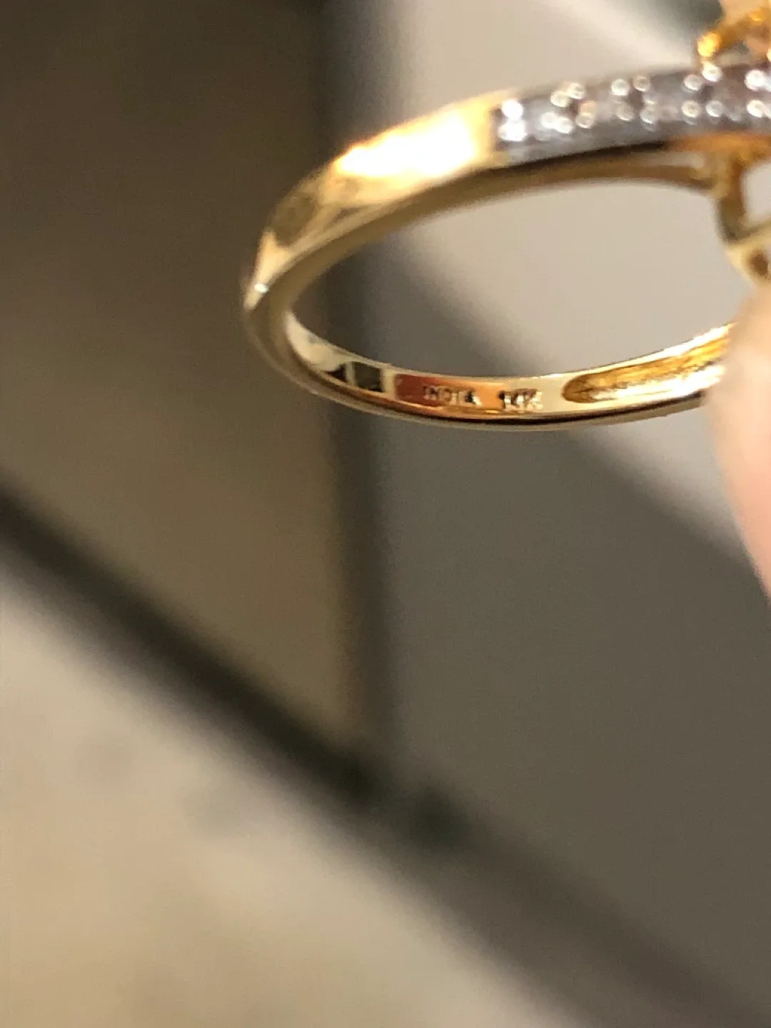 14K Gold Diamond Ring image indicator(3)