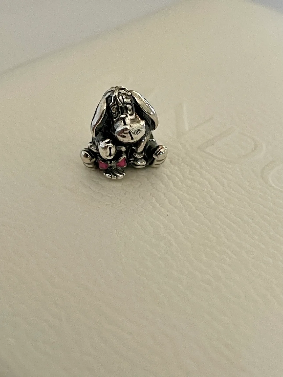 Pandora Disney Eeyore Charm thumbnail