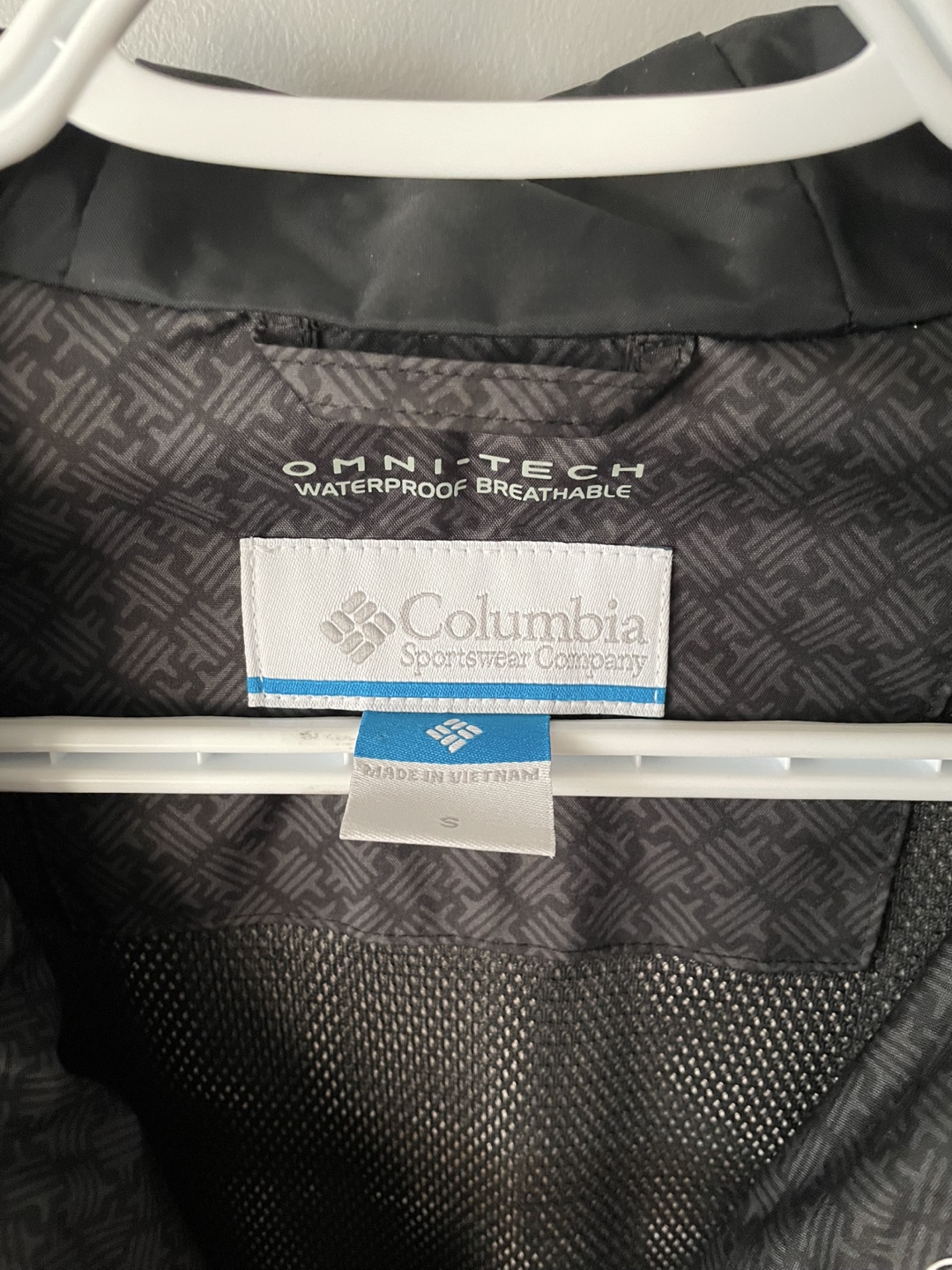 Columbia Omni-Tech Waterproof Jacket - Size S - photo 3