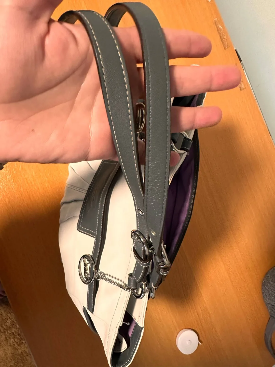 Coach White & Grey Leather Tote Bag image indicator(4)