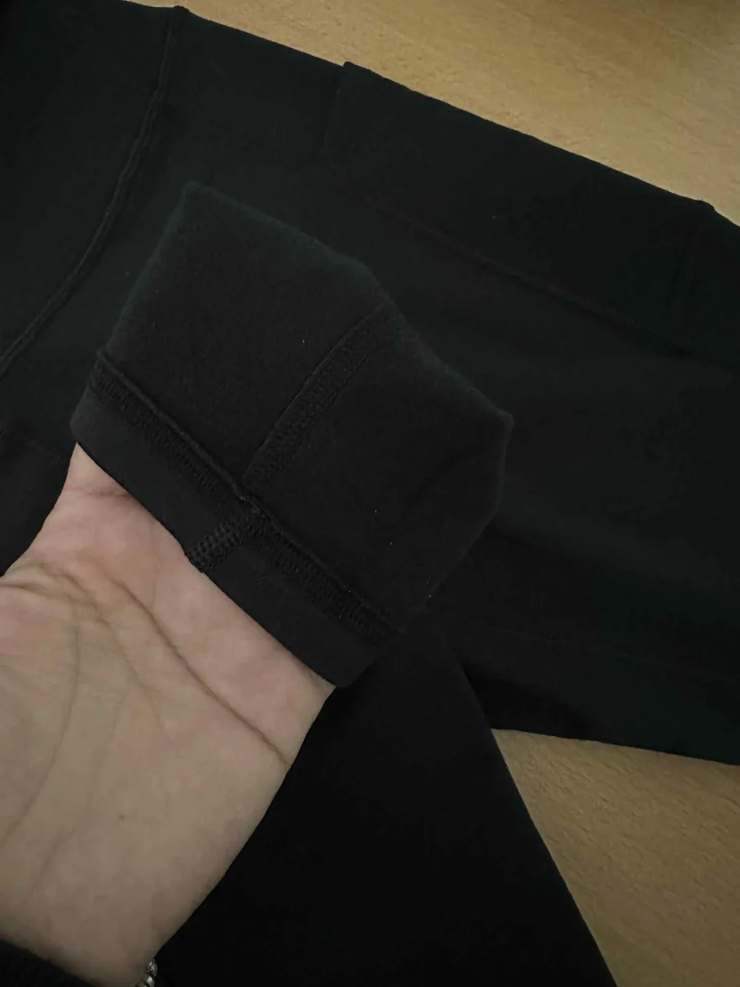 Heathyoga Black Leggings - Size M image indicator(5)