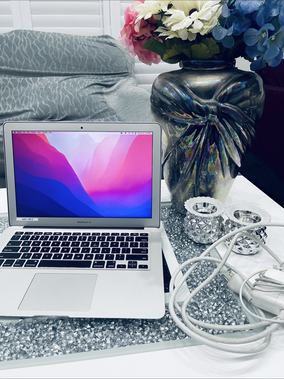 MacBook Air 13” (2015) – i5, 8GB RAM, 128SSD