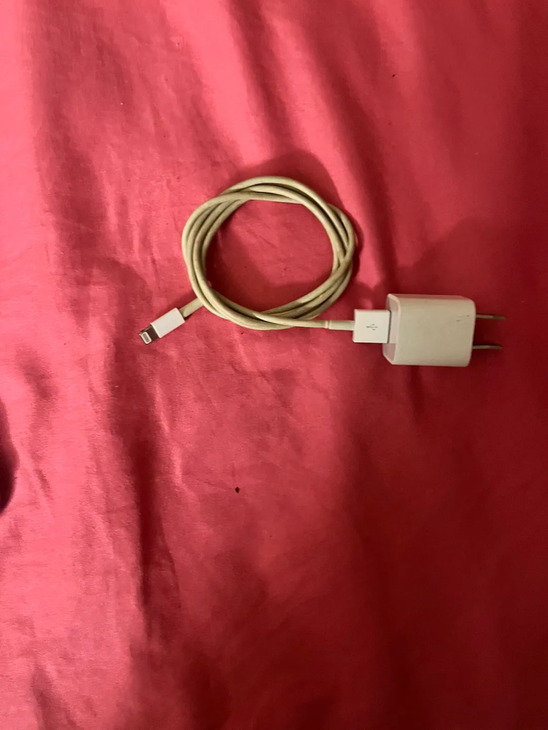 iPad, Apple Pencil, Charger, and Case image indicator(5)