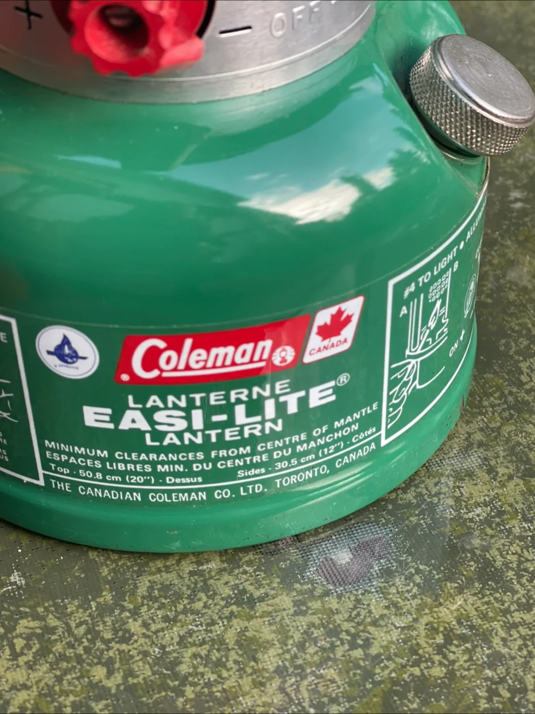 Coleman EASI-LITE Lantern - Model 321G image indicator(4)