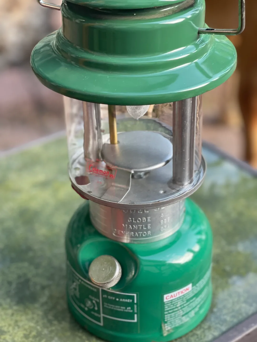 Coleman EASI-LITE Lantern - Model 321G image indicator(8)