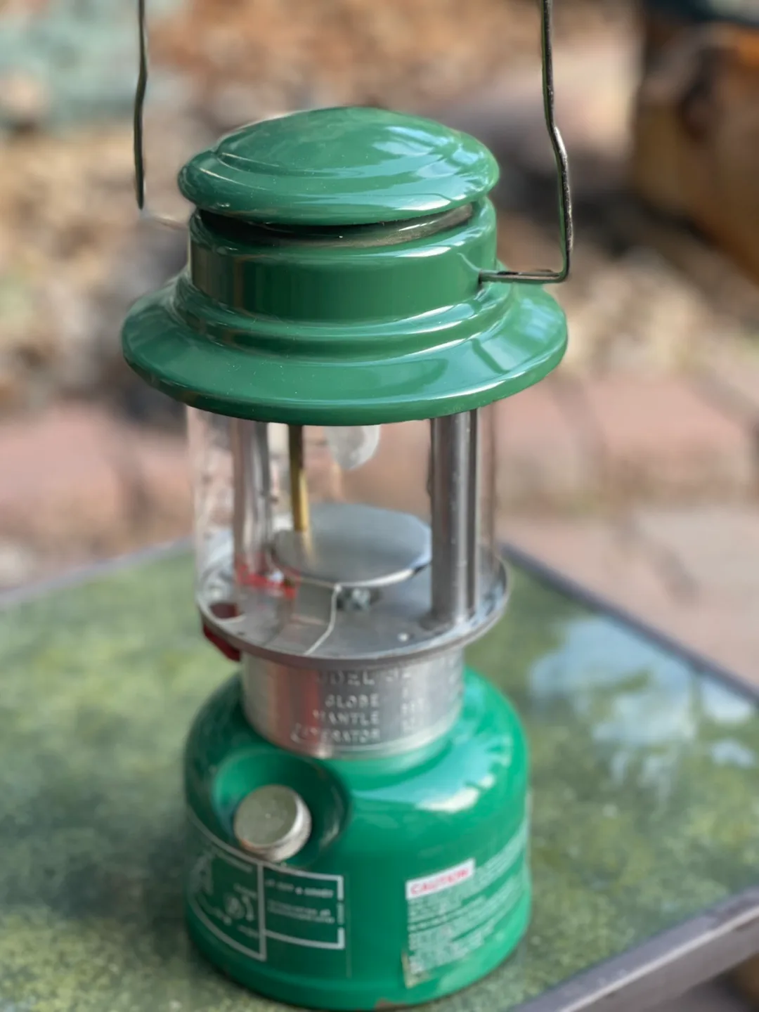 Coleman EASI-LITE Lantern - Model 321G image indicator(10)