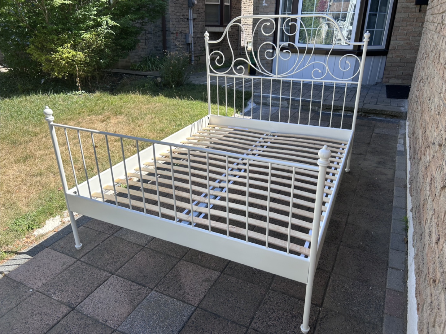 IKEA LEIRVIK Queen Bed and LURÖY Base - photo 3