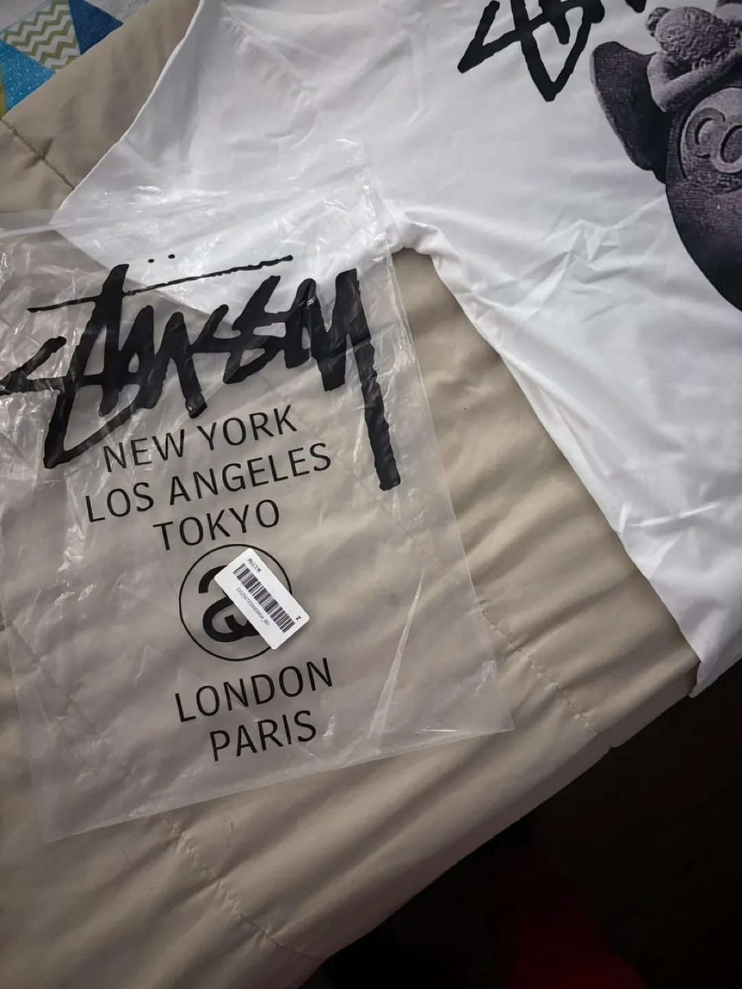 Stussy t size small image indicator(5)