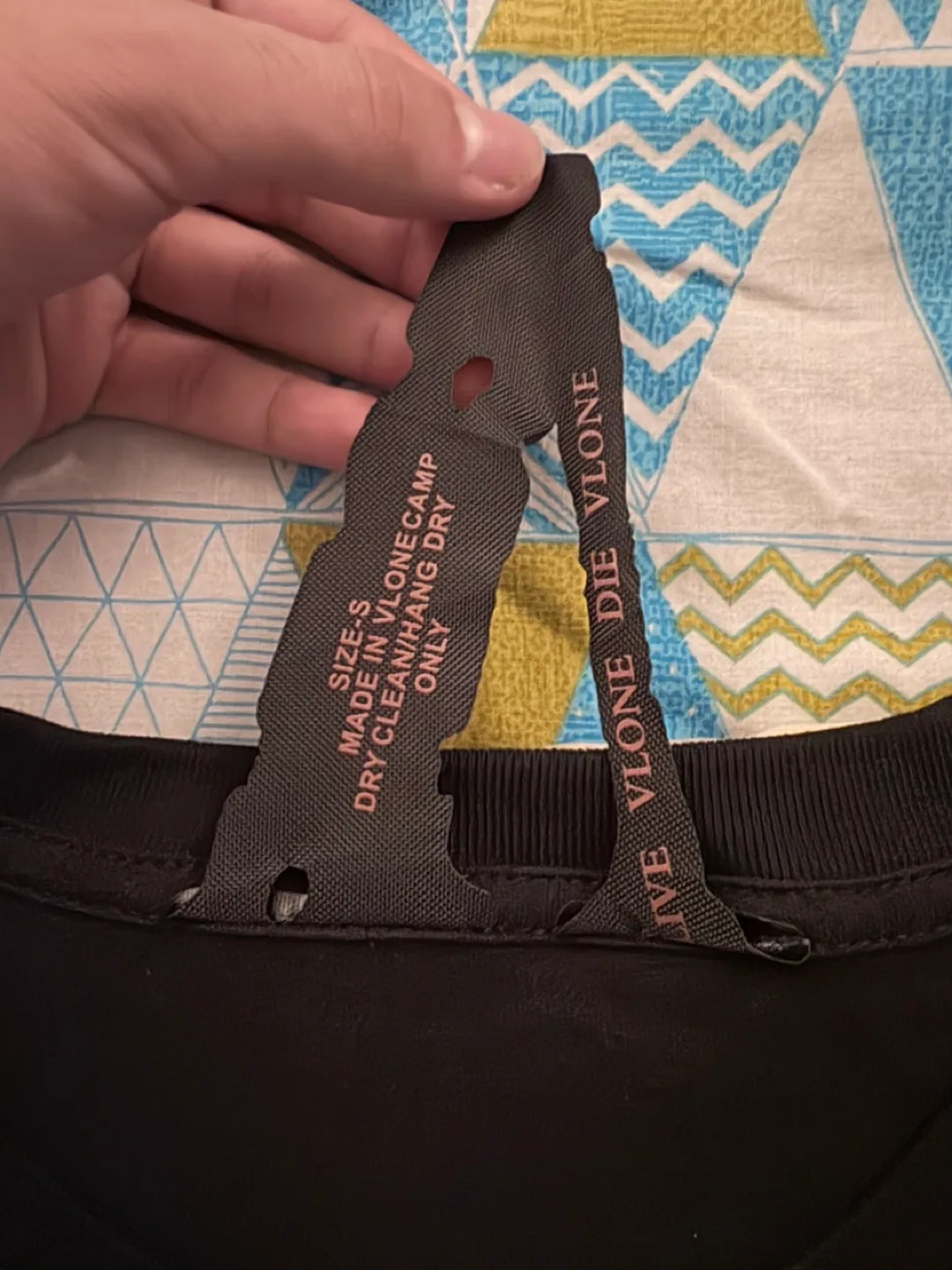 Vlone t size small image indicator(2)