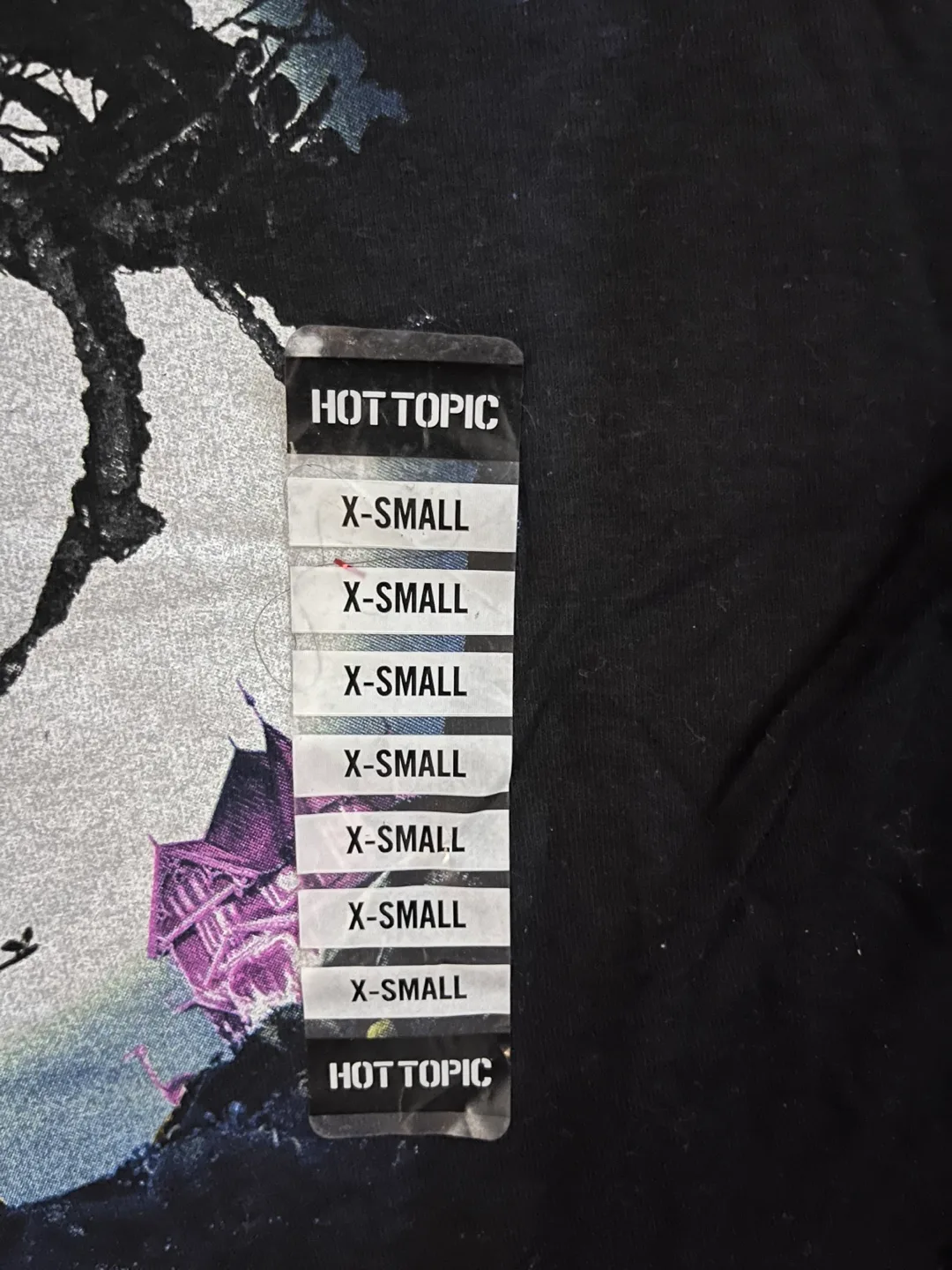 Hot Topic Coraline Moon Hand Tee - XS image indicator(2)