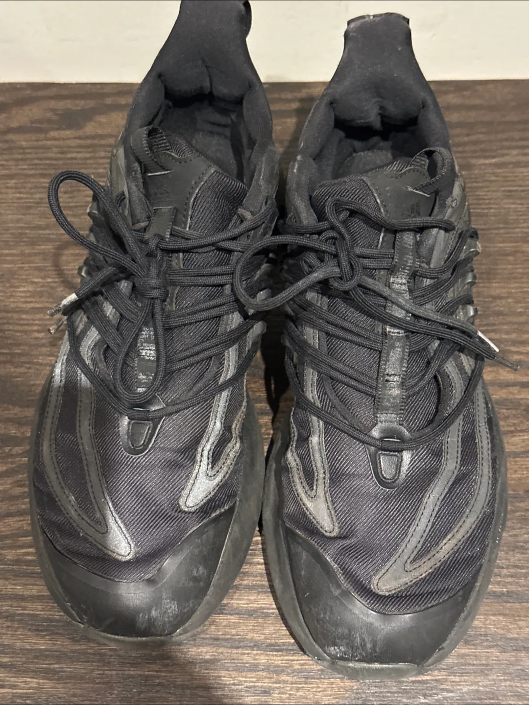 Adidas Black Running Shoes - US 11. 🥕🥕back to school image indicator(2)