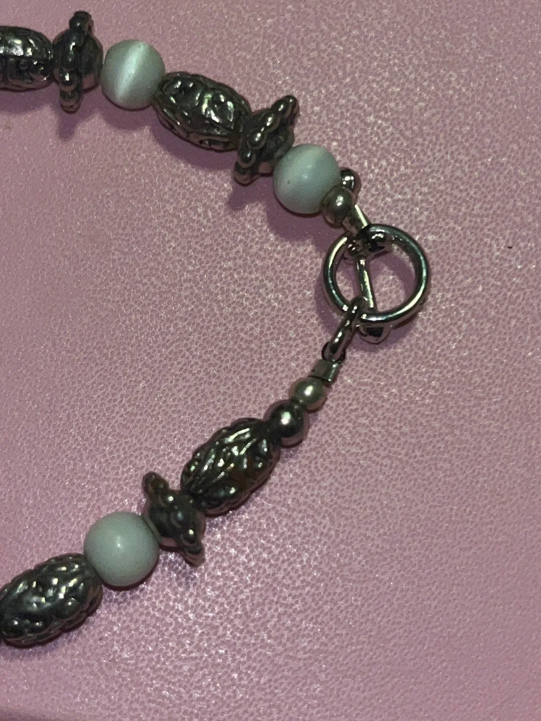 Beaded Bracelet - Silver and White image indicator(4)