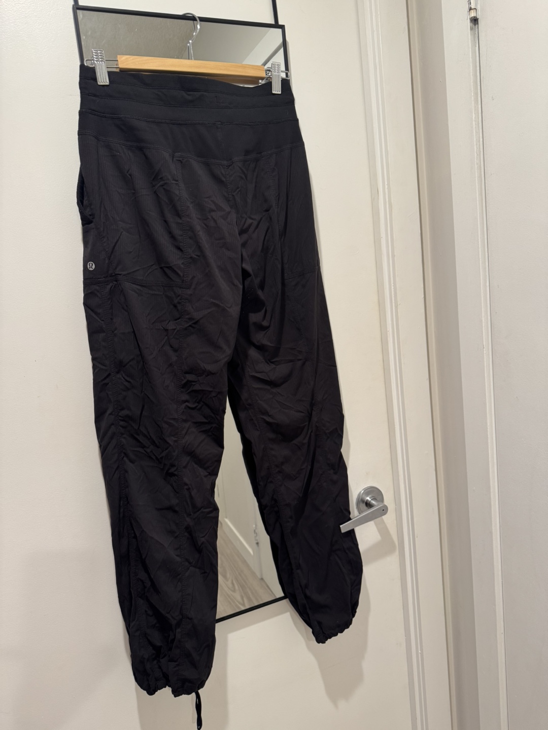 Lululemon Black Jogger Pants - Size 8 - photo 3