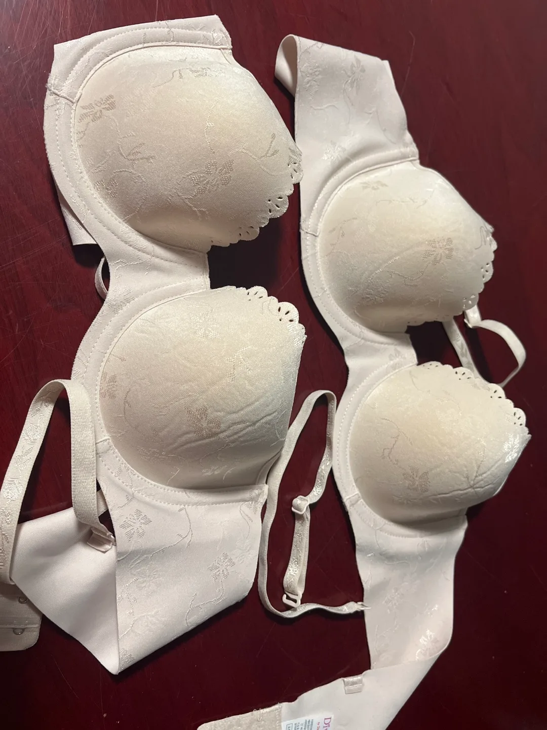 Diva by Triumph Bra - Size 80B image indicator(3)