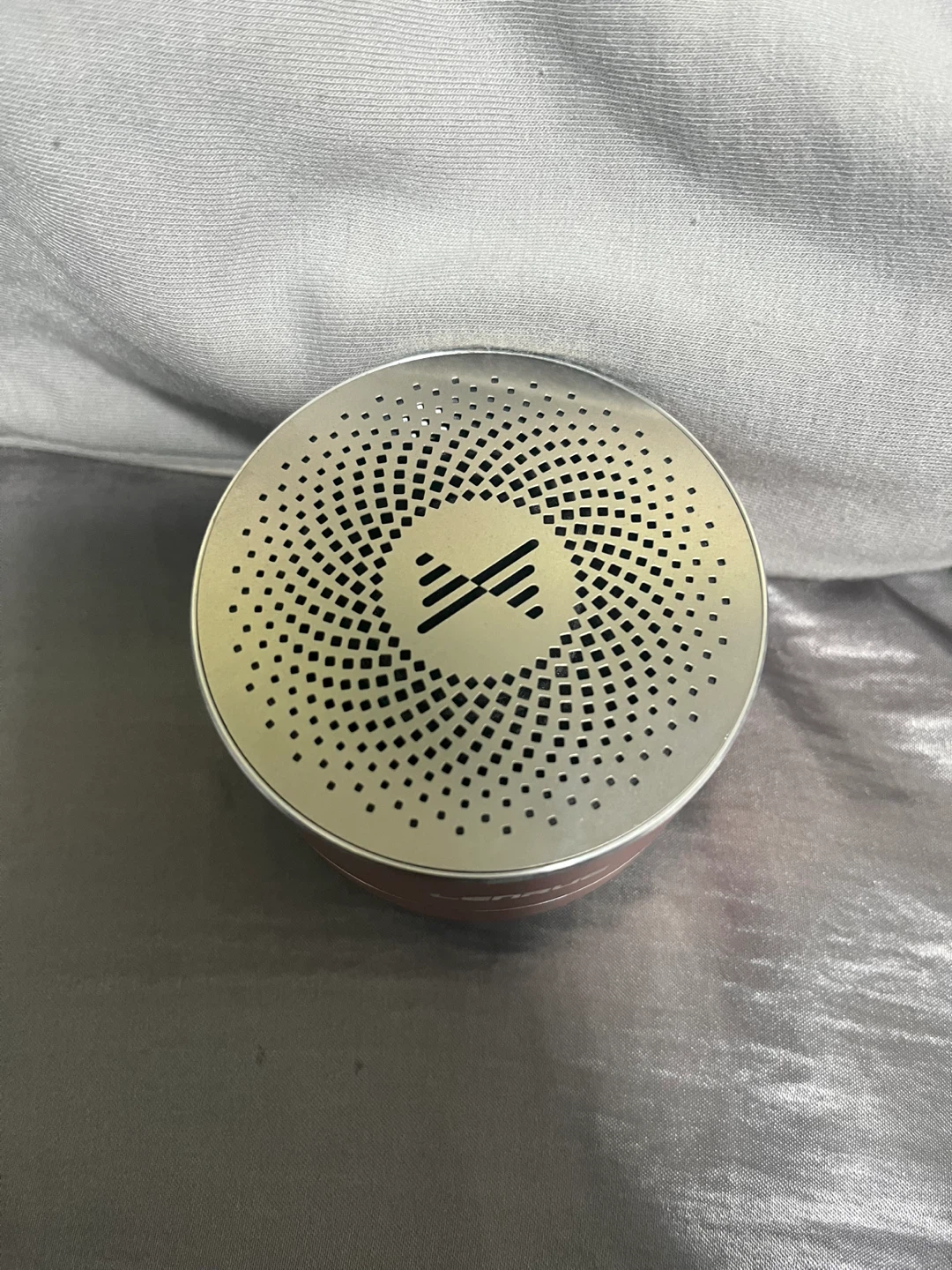 Lenrue Portable Mini Bluetooth Speaker - Rose Gold - photo 2