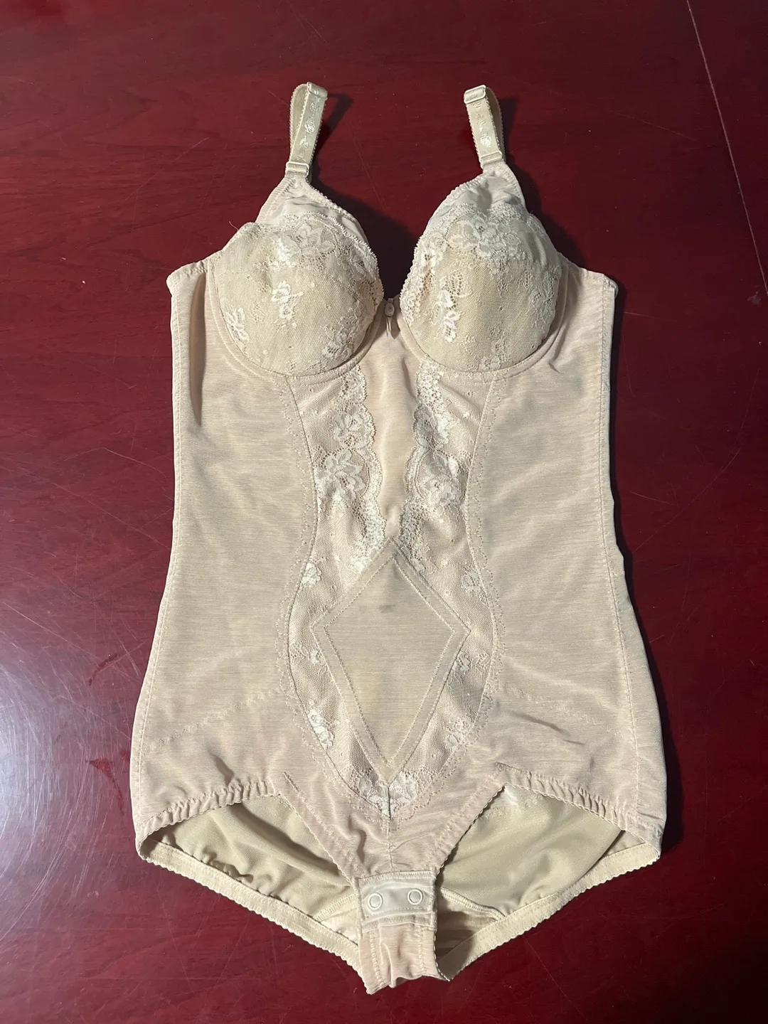 Venus 80B Beige Lace Bodysuit thumbnail