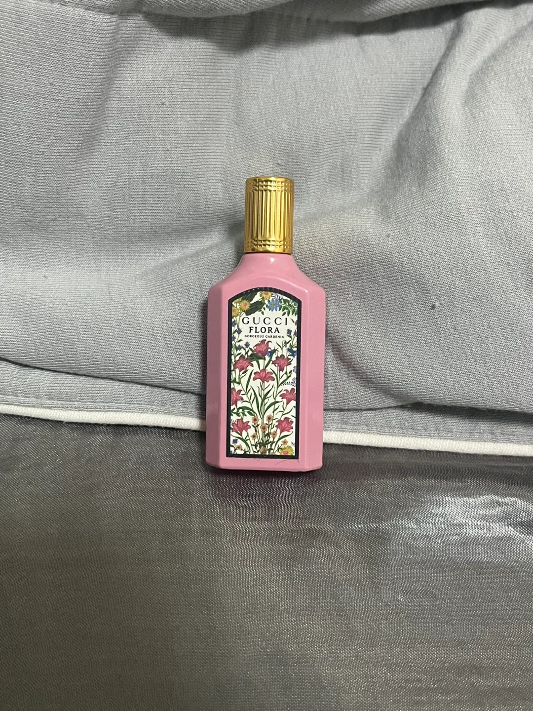 Gucci Flora Gorgeous Gardenia Mini Perfume thumbnail