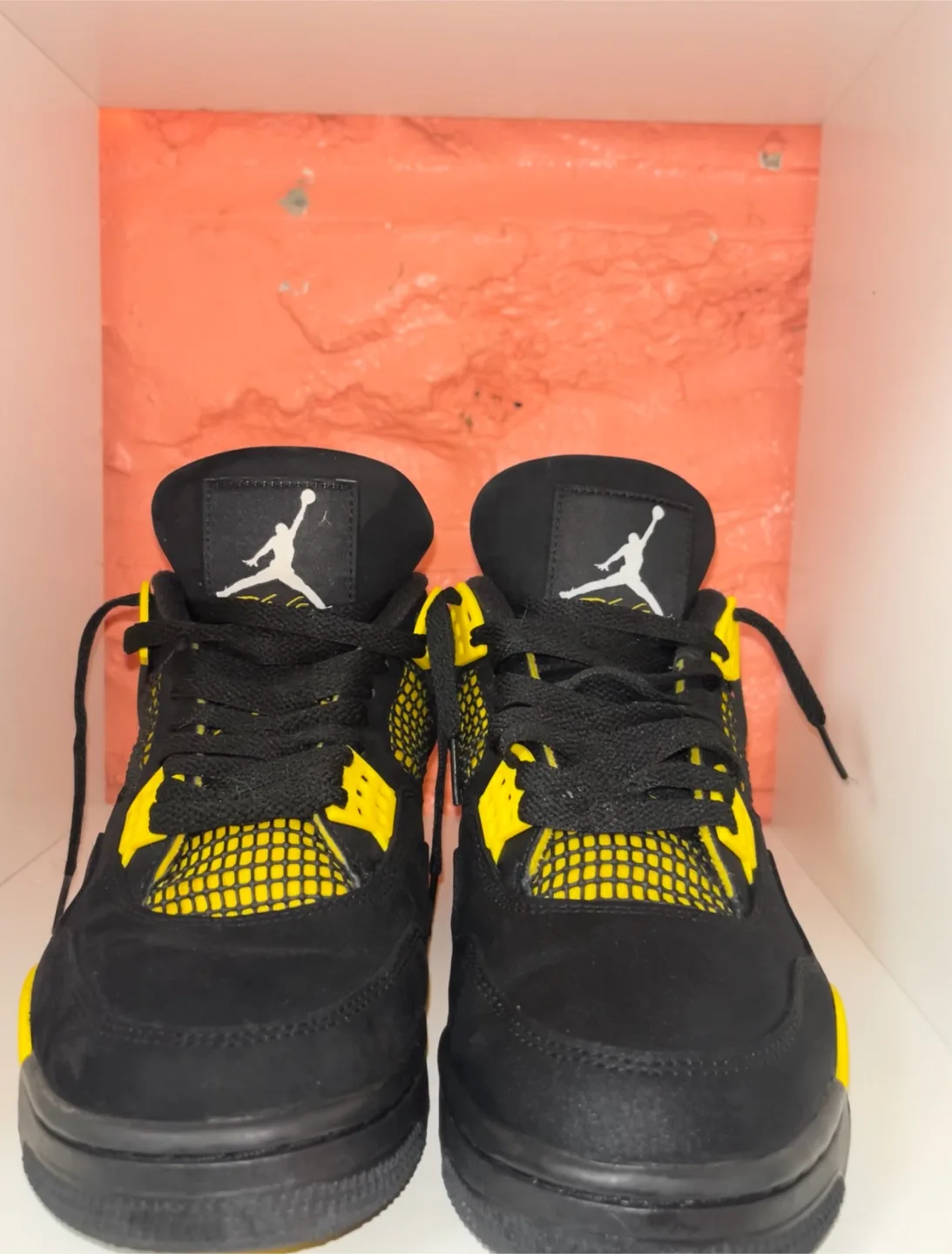 Air Jordan 4 Retro 'Thunder' Black Yellow thumbnail
