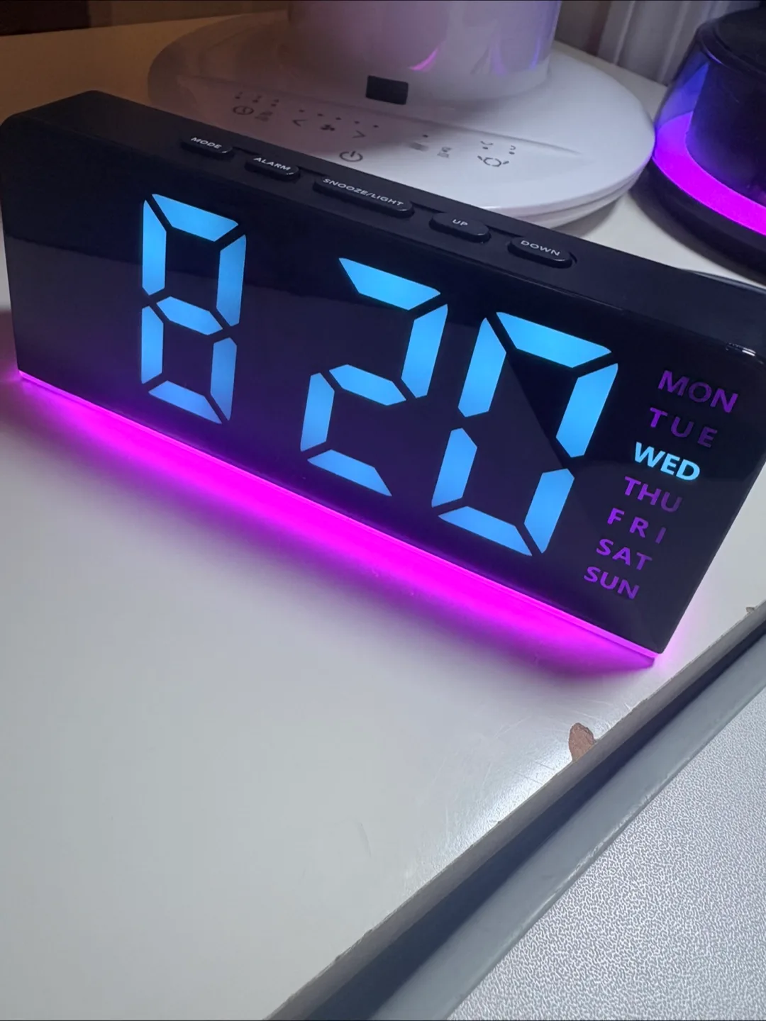 Multi-Function Digital Alarm Clock image indicator(2)