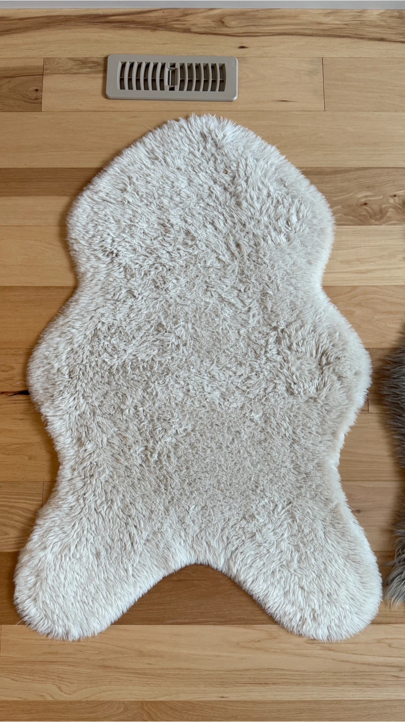 Faux Fur Rugs - Grey & White - photo 5