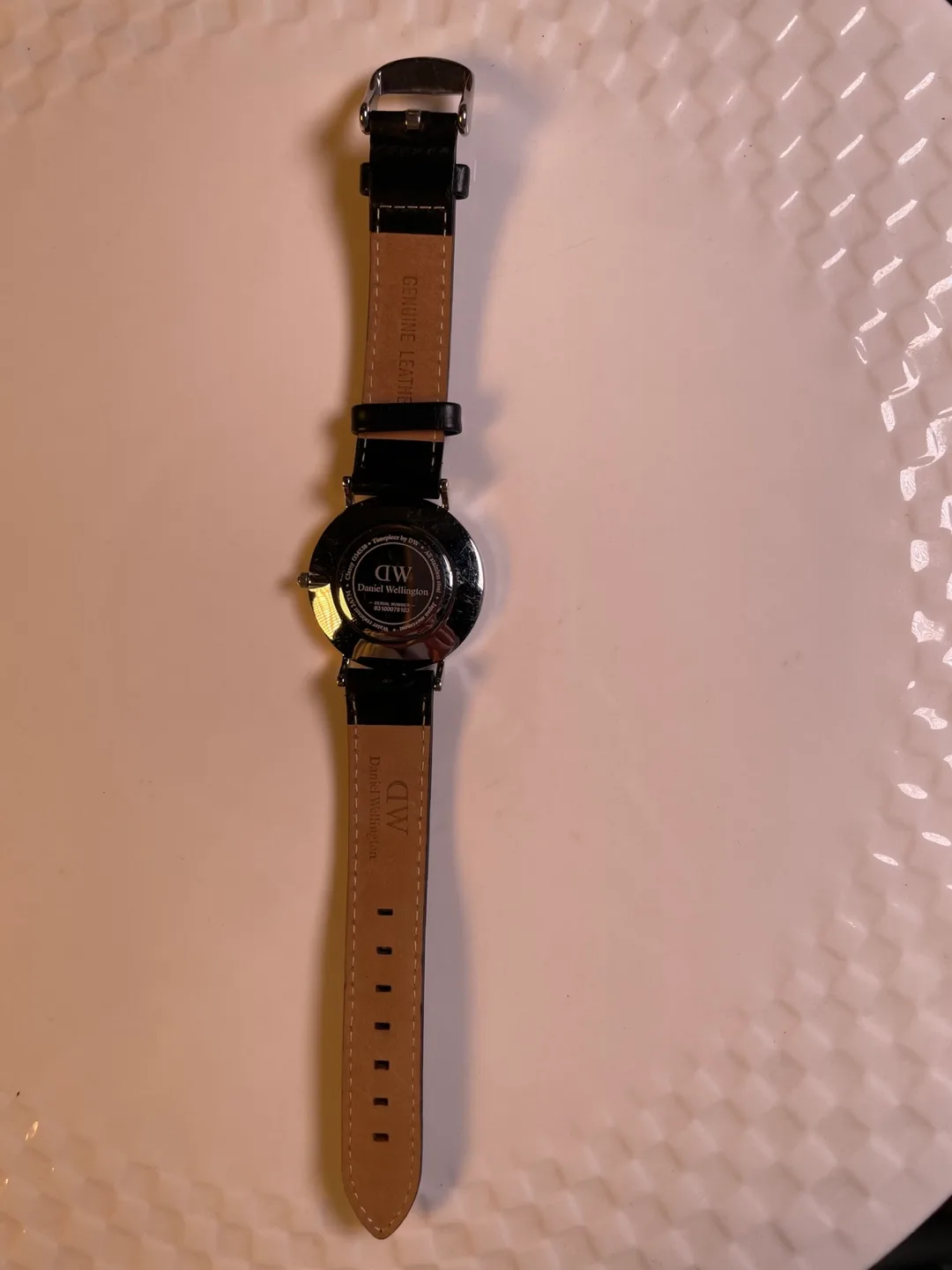 Daniel Wellington Watches ( Brand new) image indicator(6)