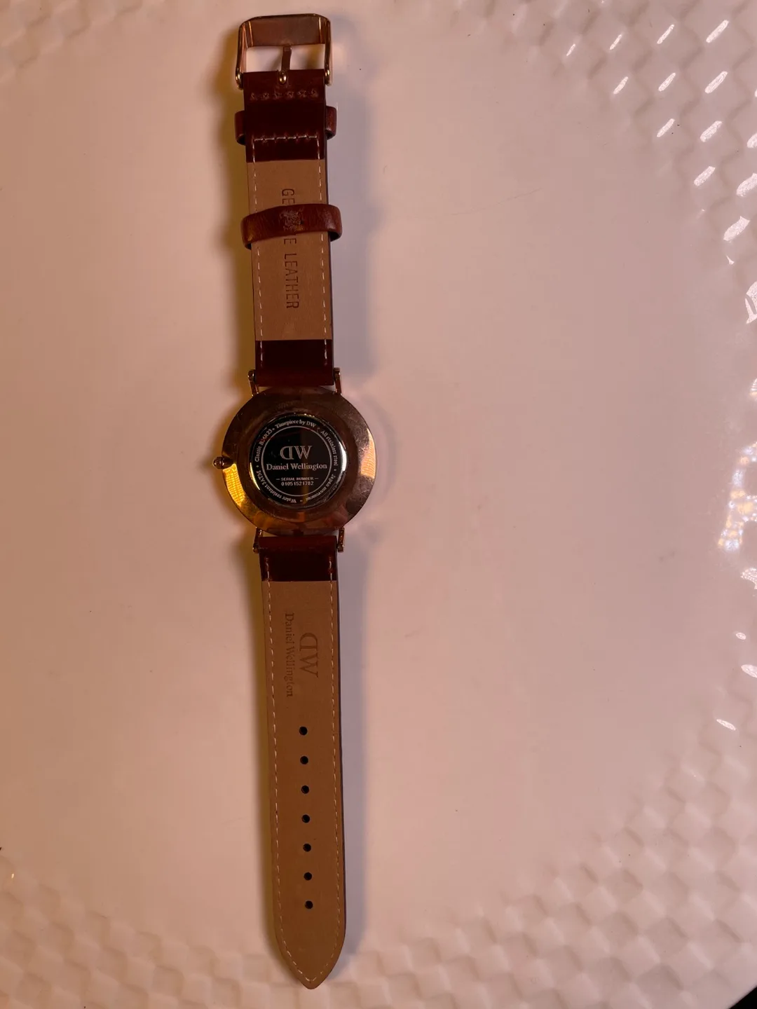 Daniel Wellington Watches ( Brand new) image indicator(4)