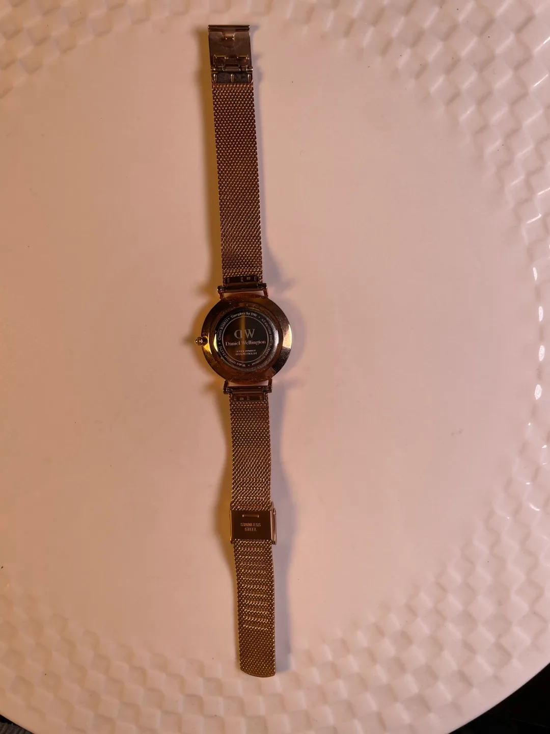 Daniel Wellington Watches ( Brand new) image indicator(2)