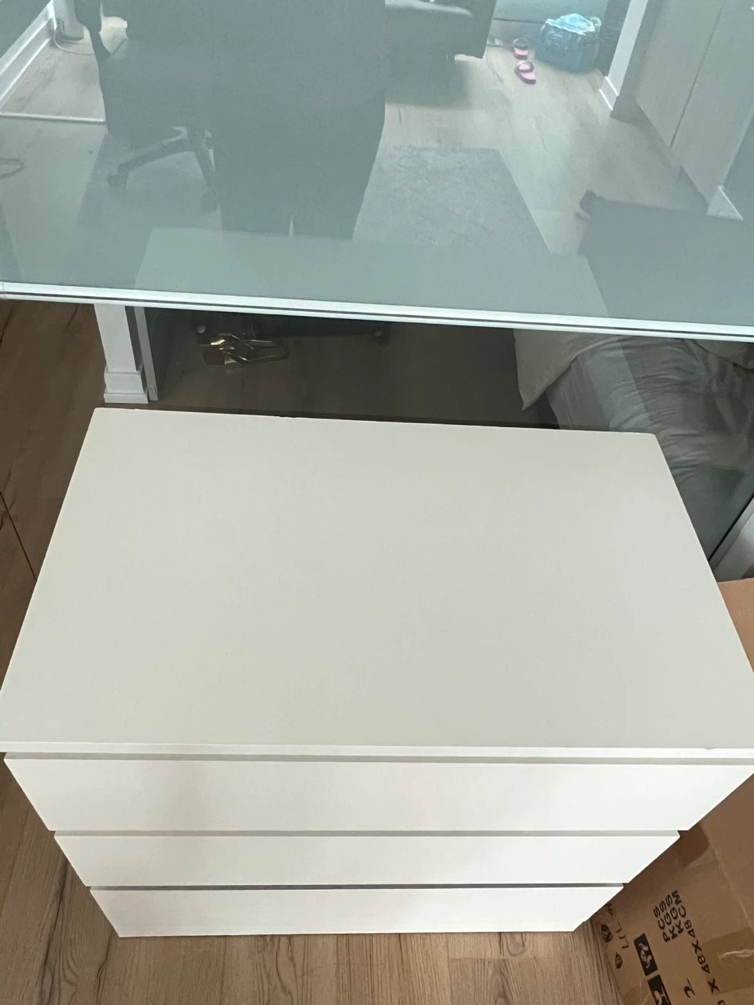 White 3-Drawer Chest - photo 4