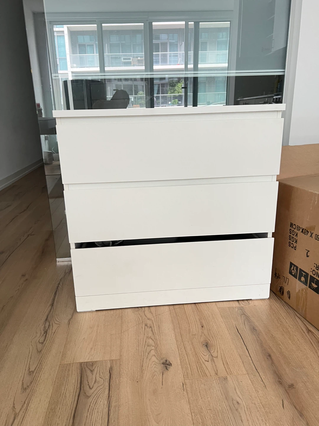 White 3-Drawer Chest
