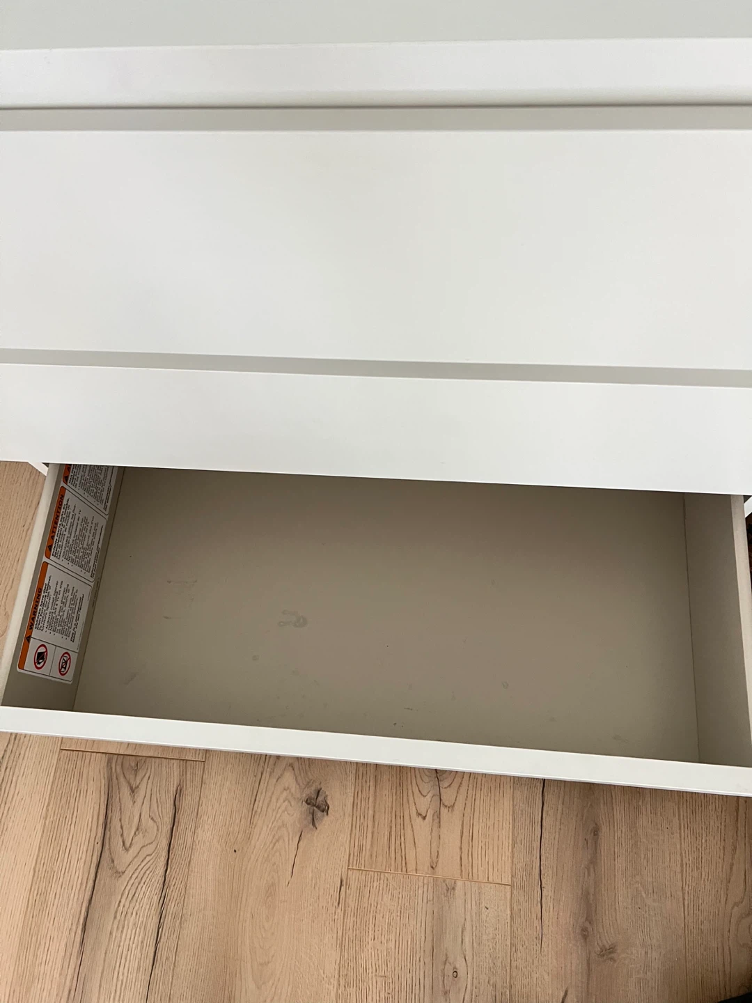 White 3-Drawer Chest - photo 2