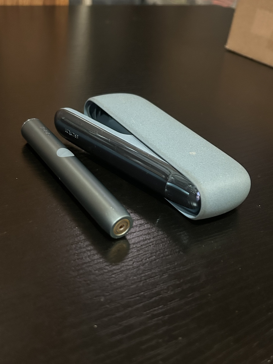 IQOS ILUMA Device Kit
