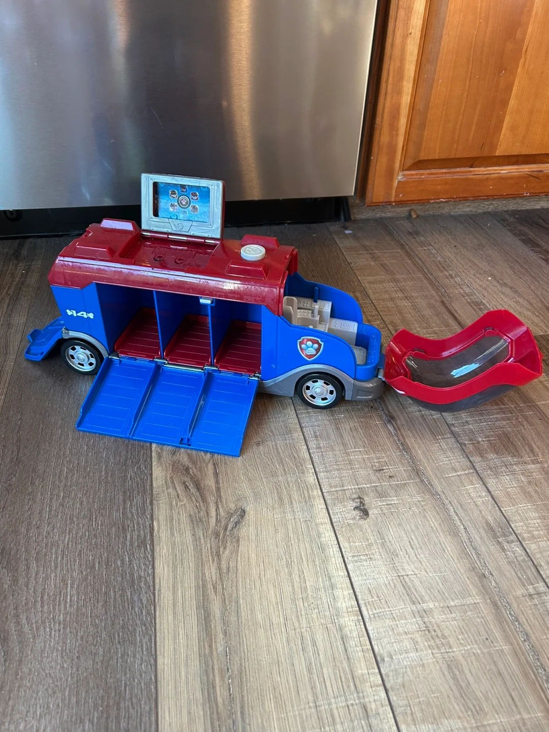 Paw Patrol Mission Cruiser Toy Vehicle thumbnail