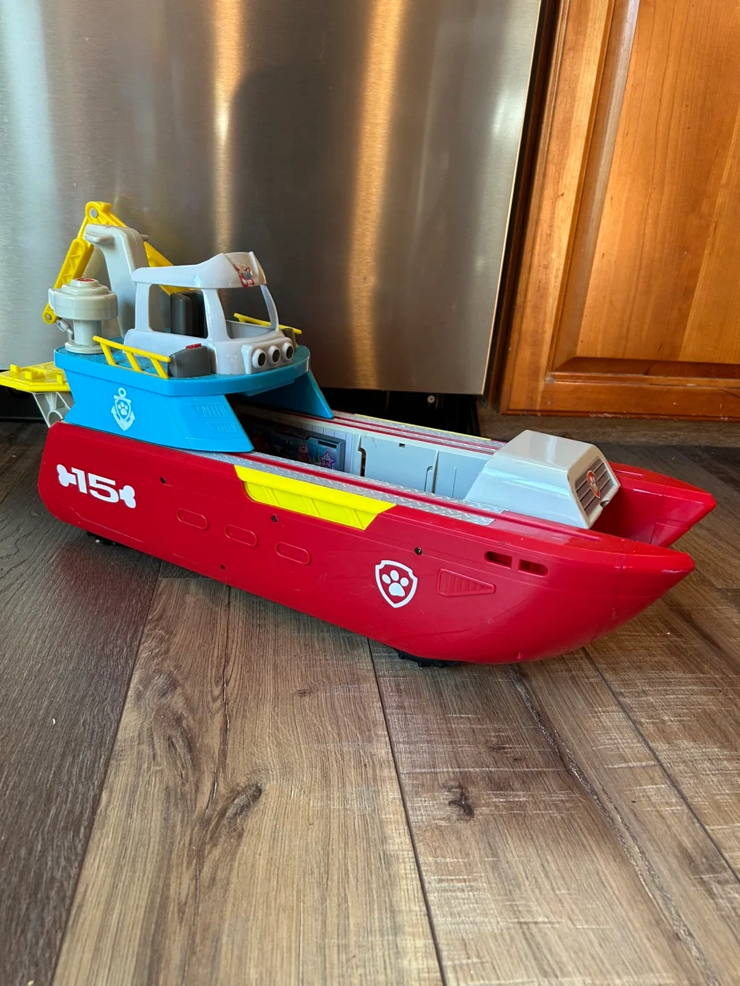 Paw Patrol Sea Patroller Vehicle thumbnail