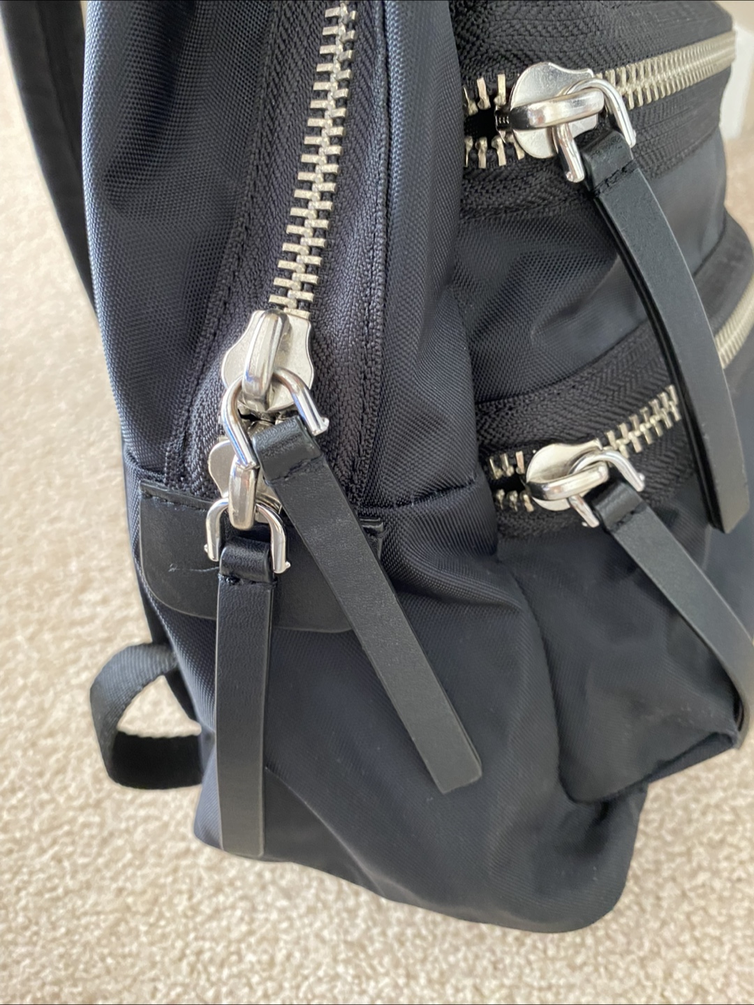 Marc Jacobs New York Black Backpack - photo 4