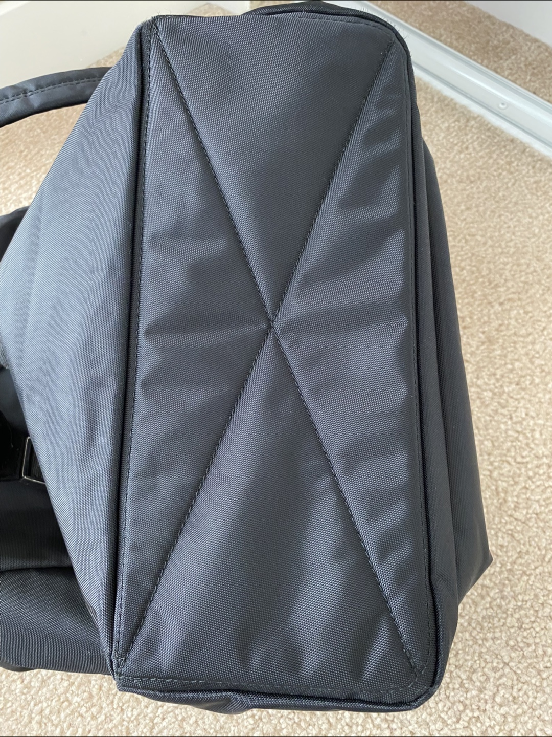 Marc Jacobs New York Black Backpack - photo 5
