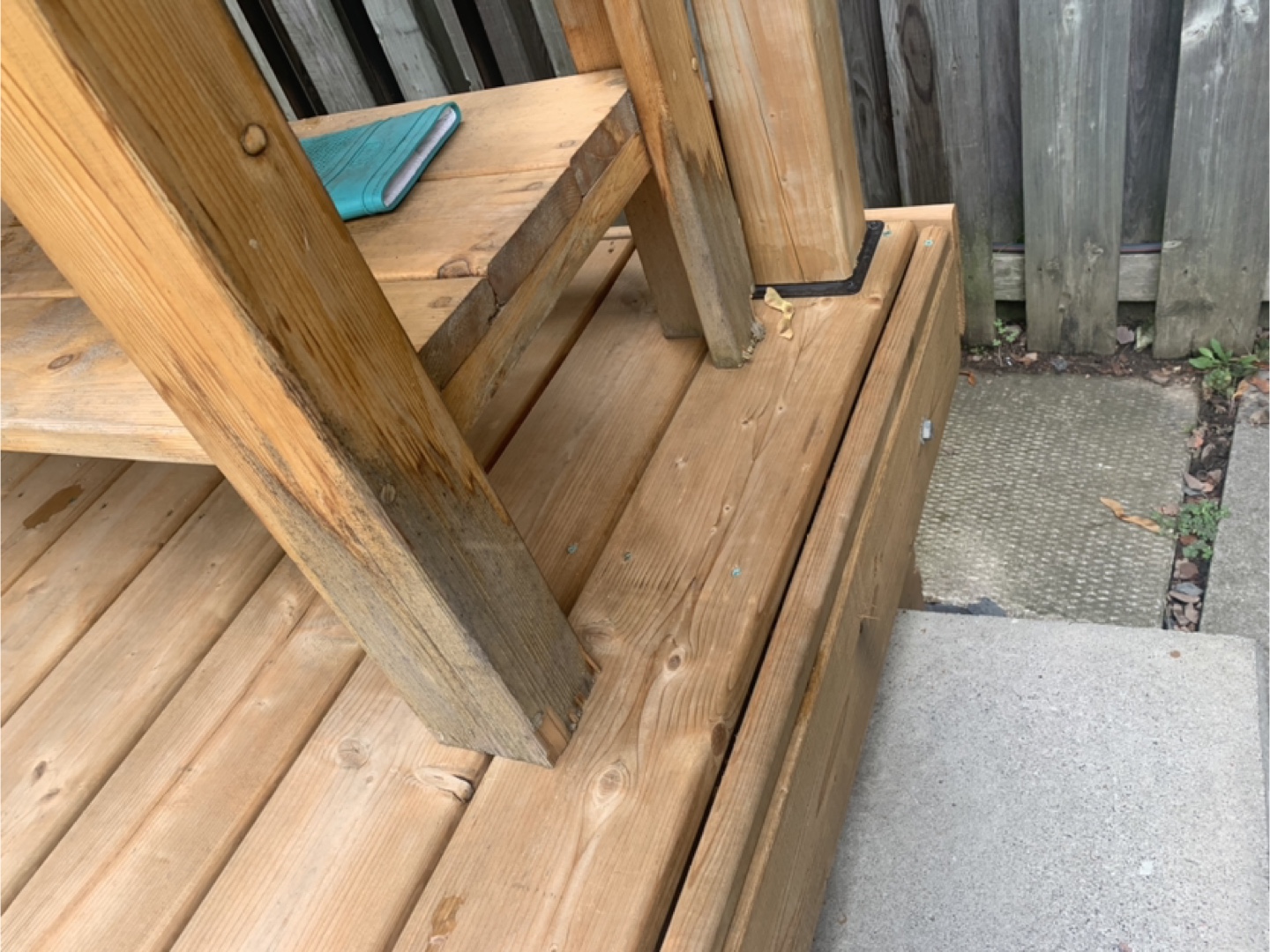 Wooden Outdoor Cooler Table - photo 4