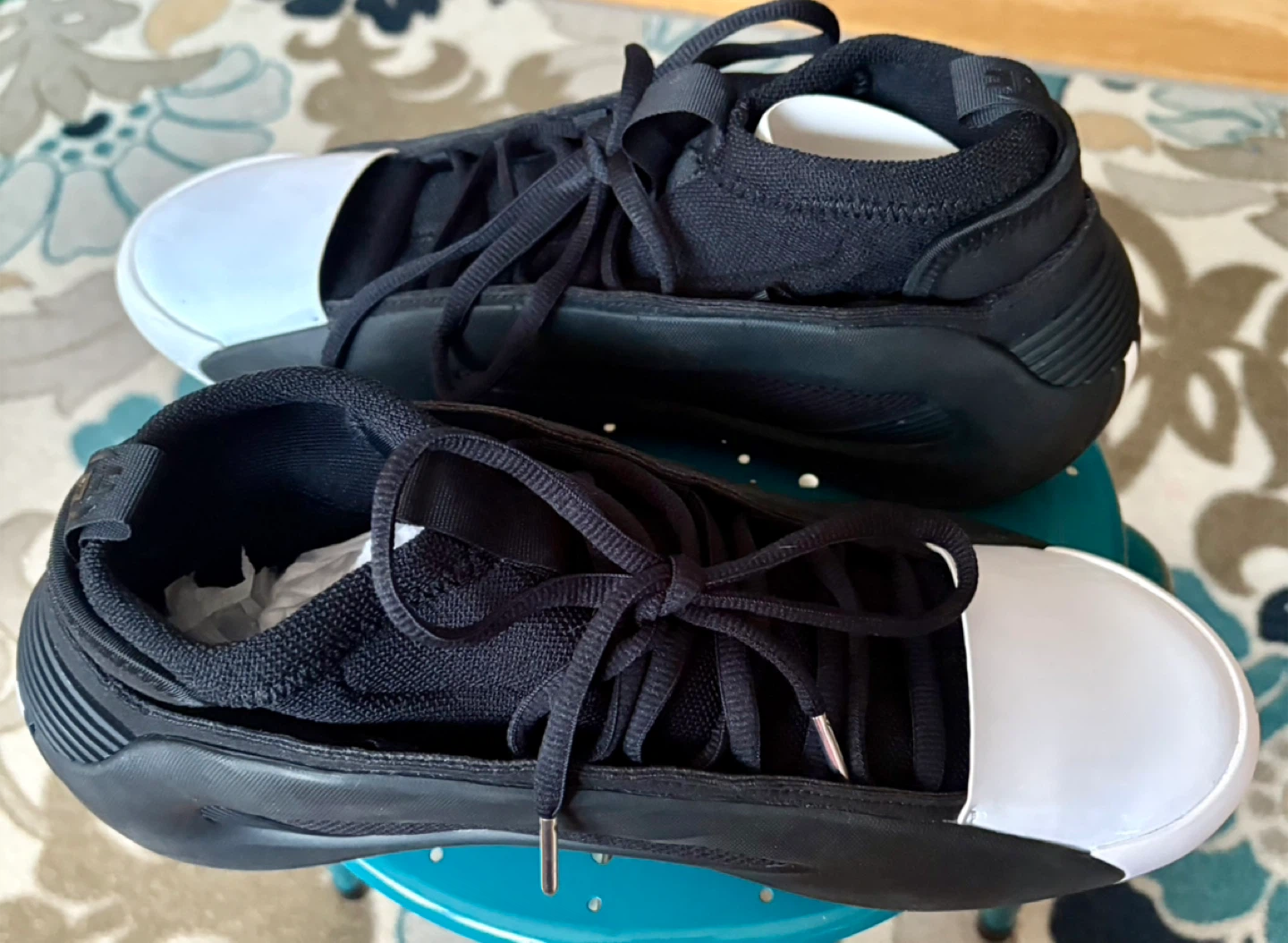 Adidas shoes - photo 2