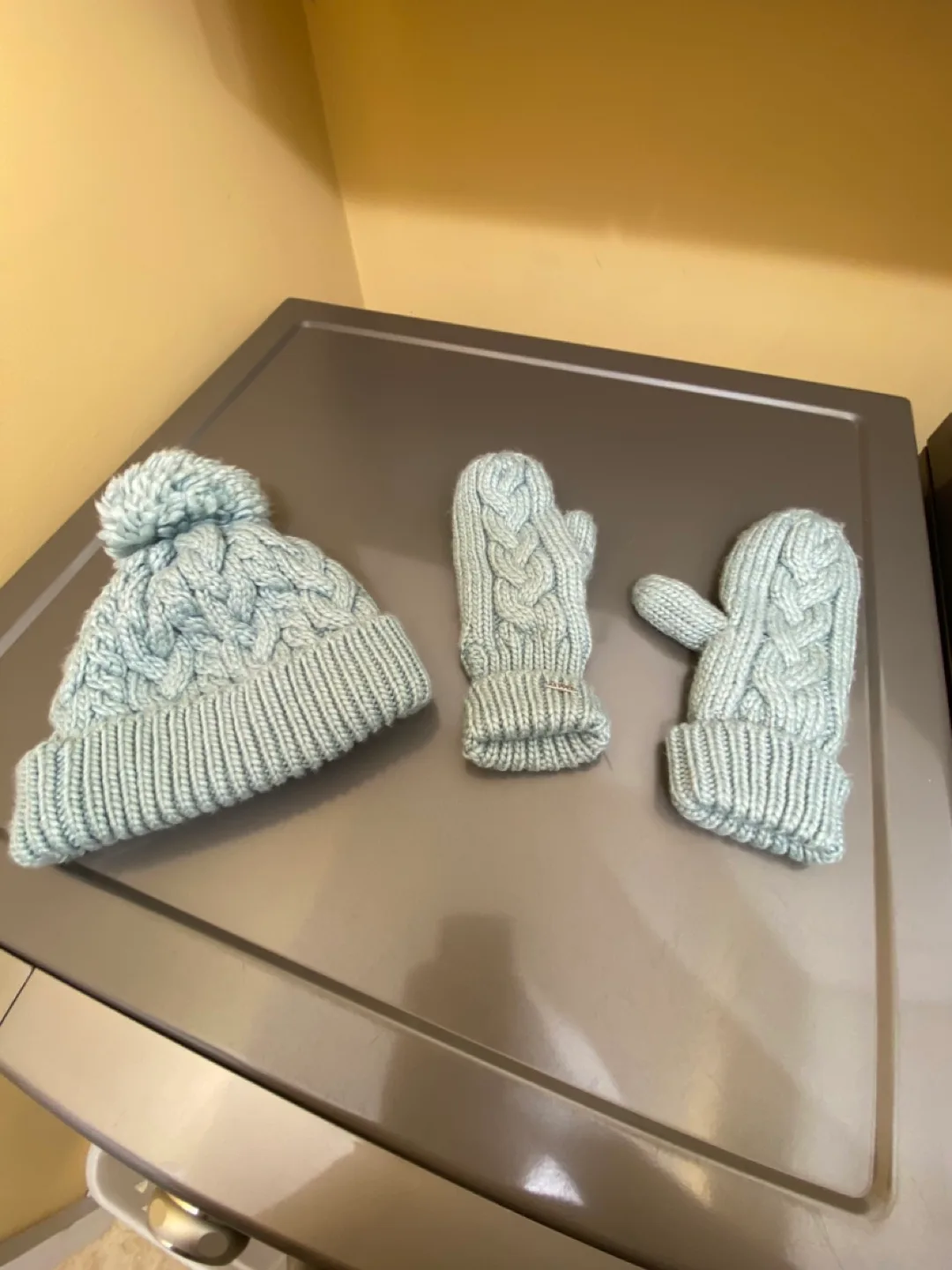 Hat and Mittens Set - Light Blue image indicator(4)