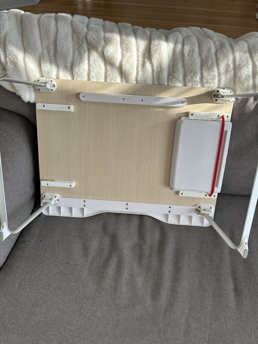Foldable Bed Tray Table - photo 2